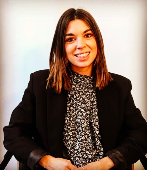 Irene López, Abogada